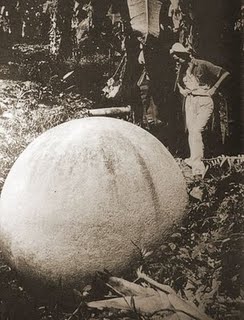 File:Esferasdepiedranf7.jpg