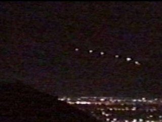 File:UFO Poenix 13 Marzo 1997.jpg