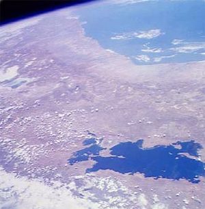File:Lake-titicaca.jpg