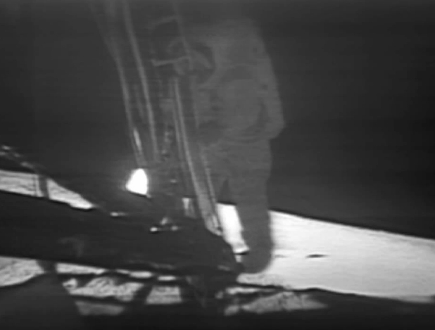 File:Apollo 11 first step.jpg