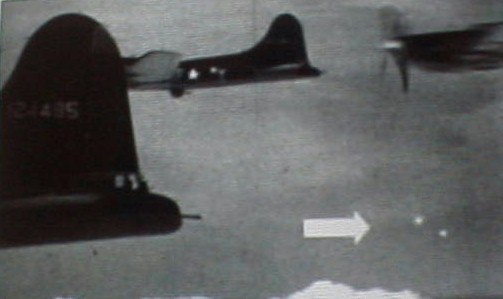 File:Foo fighter 1.jpg