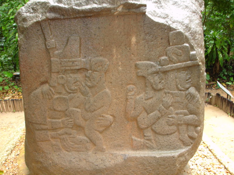 File:800px-Altar 5 from La Venta, left side (Ruben Charles).jpg