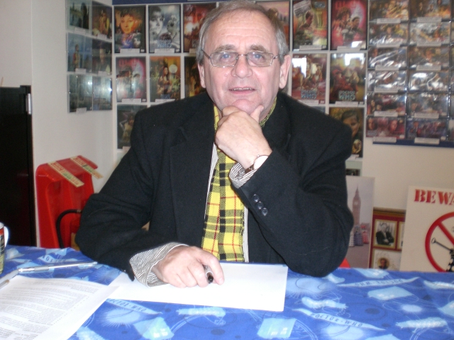 File:Sylvester McCoy.jpg
