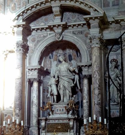 File:Chiesa-di-angelo-raffaele.jpg
