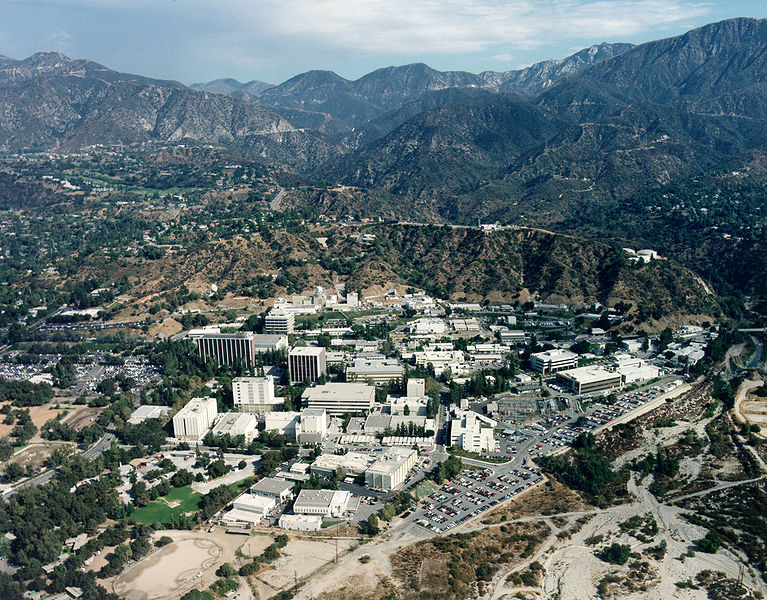 File:767px-Site du JPL en Californie.jpg