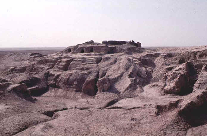 File:ZiggurAnuUruk7.jpg