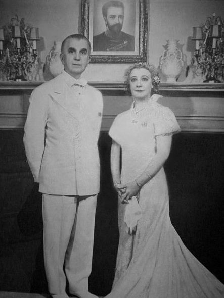 File:Beloved Mensagers.jpg