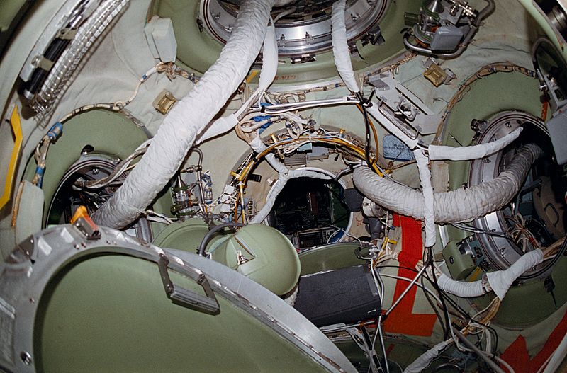 File:Mir node interior STS-842C 2.jpg