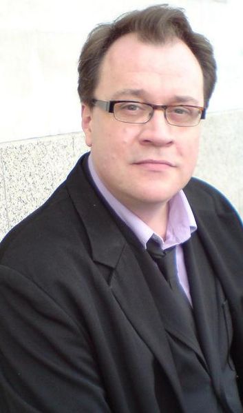 File:Russelltdaviescrop.jpg