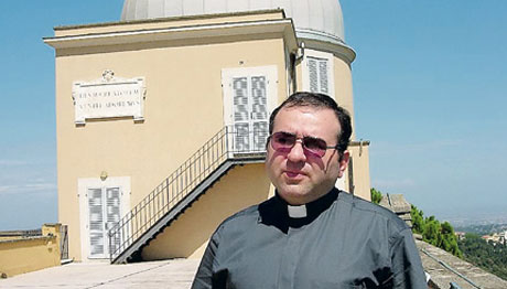 File:Padre funes.jpg