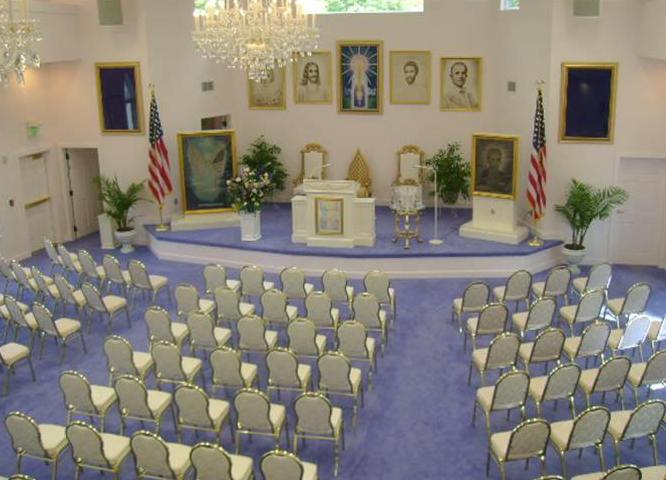 File:Shasta20main20room20temple202008.jpg