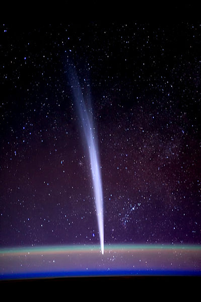 File:Comet Lovejoy photographed by Dan Burbank.jpg
