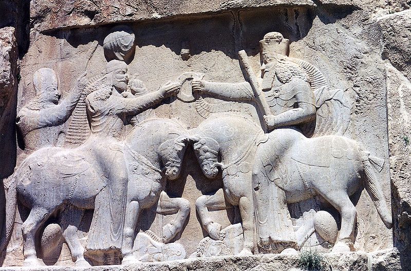 File:Naqsh i Rustam. Investiture d'Ardashir 1.jpg