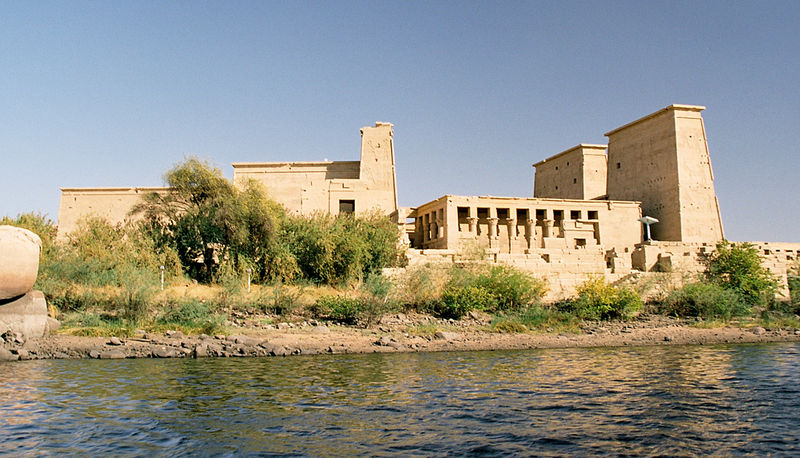 File:800px-Philae, seen from the water, Aswan, Egypt, Oct 2004.jpg
