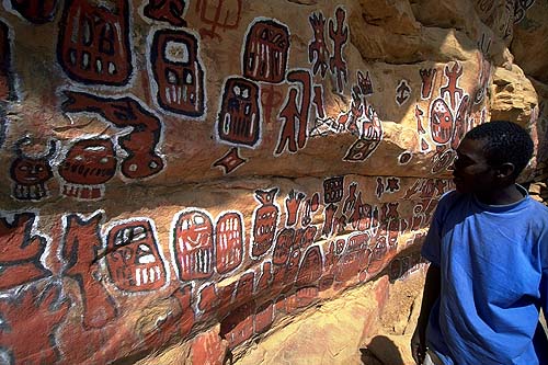 File:Dogon rite of passage2.jpg