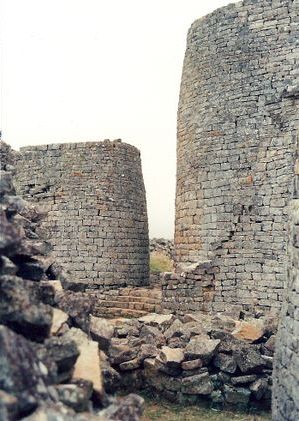 File:300px-Tower, Great Zimbabwe1.jpg