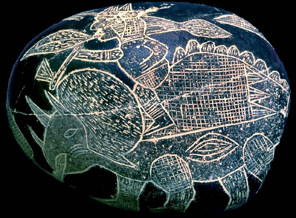 File:Man dinosaur triceratops ica datata 70-60 million years.jpg