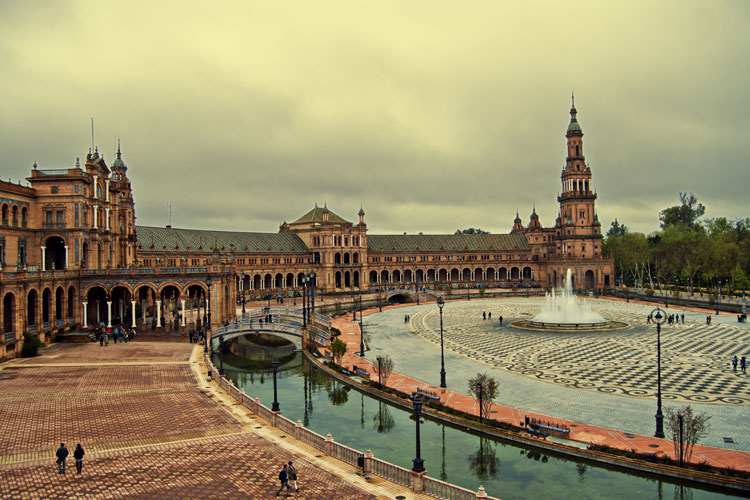 File:Imagesiviglia.jpg