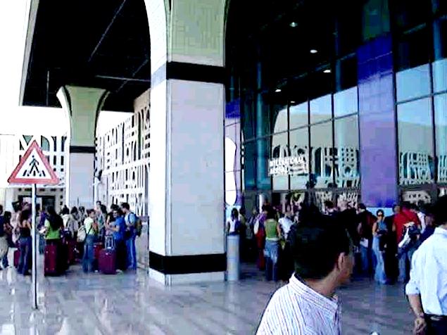 File:Aeroporto de Luxor.jpg