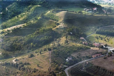 File:Montevecchia new aerial jpg.jpg