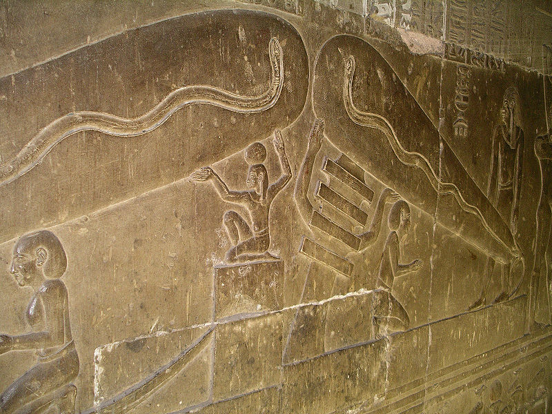 File:800px-Dendera light 001.jpg