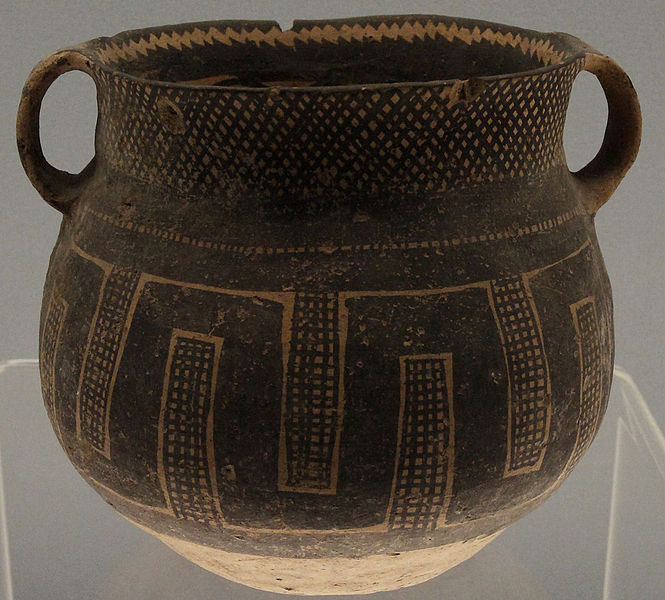 File:MajiayaoCulture-PaintedPotteryJarWithPattern-ShanghaiMuseum-May27-08.jpg