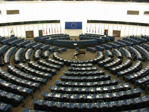 File:Parlamento-europeo-Strasburgo.jpg