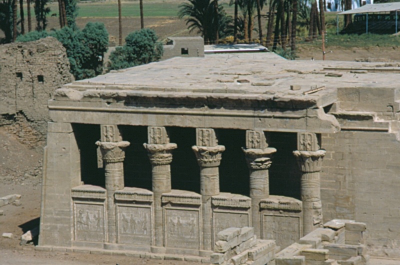 File:10120tempio20di20dendera.jpg