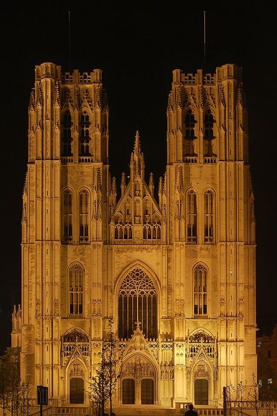 File:Luc Viatour Bruxelles Catedrale ST-Michel.jpg