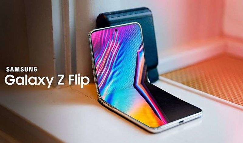 File:Samsung-galaxy-z-flip-display.jpg