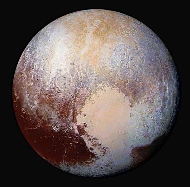 File:Nh-pluto-in-false-colo.jpg