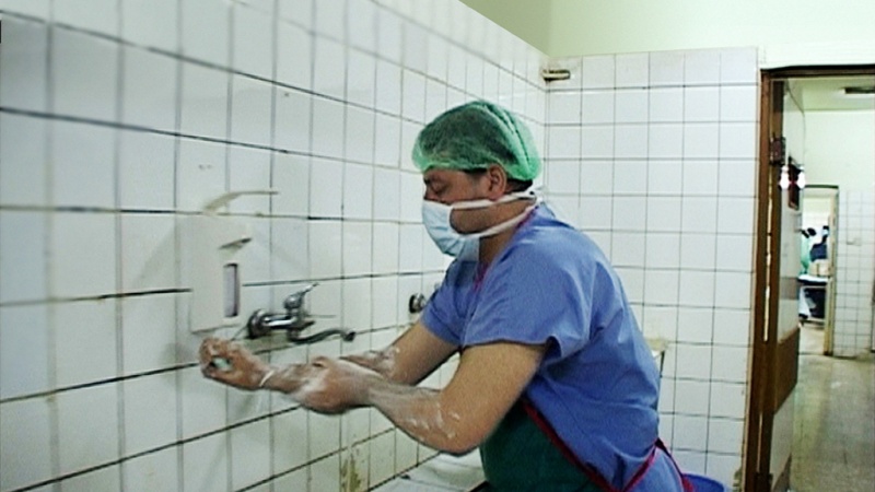 File:Baghdad-hospital-inside-the-red-zone-1024.jpg