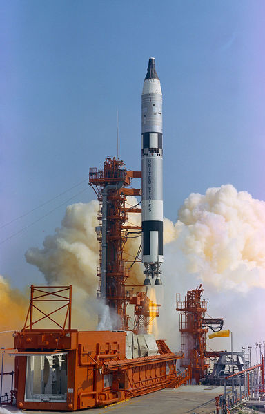 File:Titan II.jpg