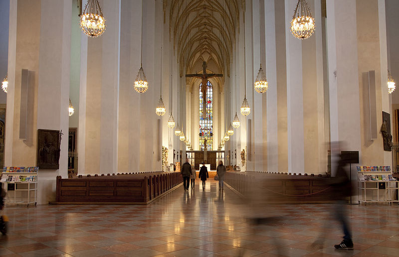 File:Frauenkirche Panorama.jpg