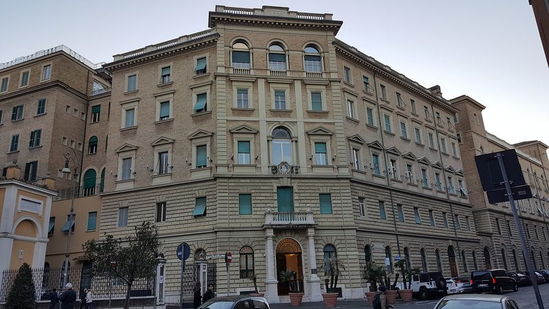 File:Casa generalizia Compagnia di Gesù.jpg