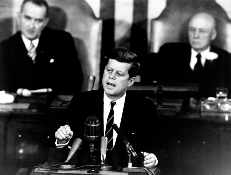 File:Kennedy Giving Historic Speech to Congress - GPN-2000-001658.jpg
