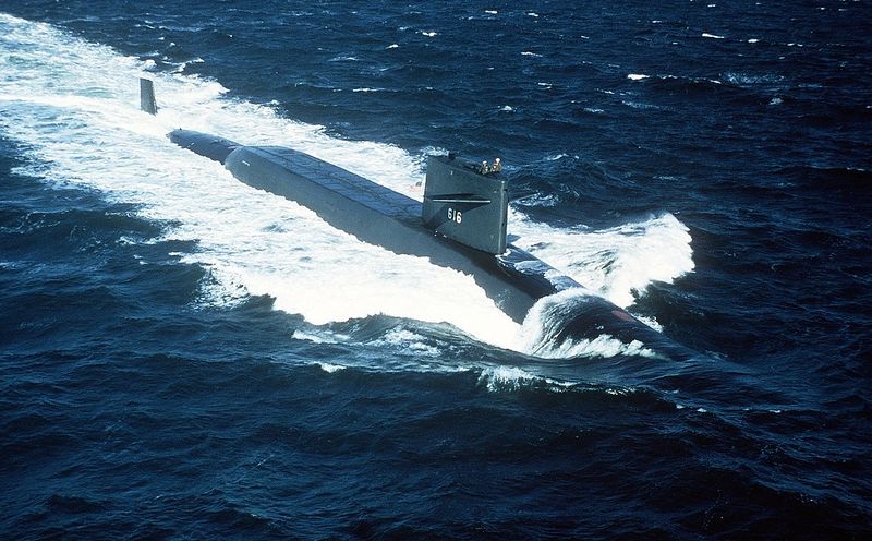 File:USS Lafayette SSBN-616.jpg
