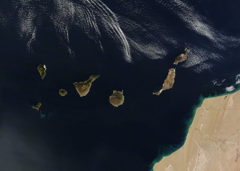 File:Canary Islands (6630087415).jpg